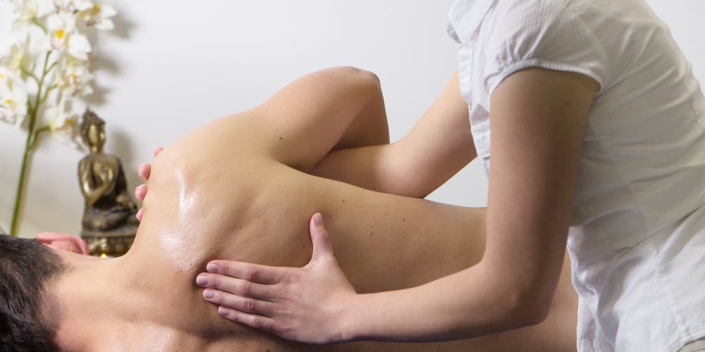 Neck – Shoulders massage service at home 